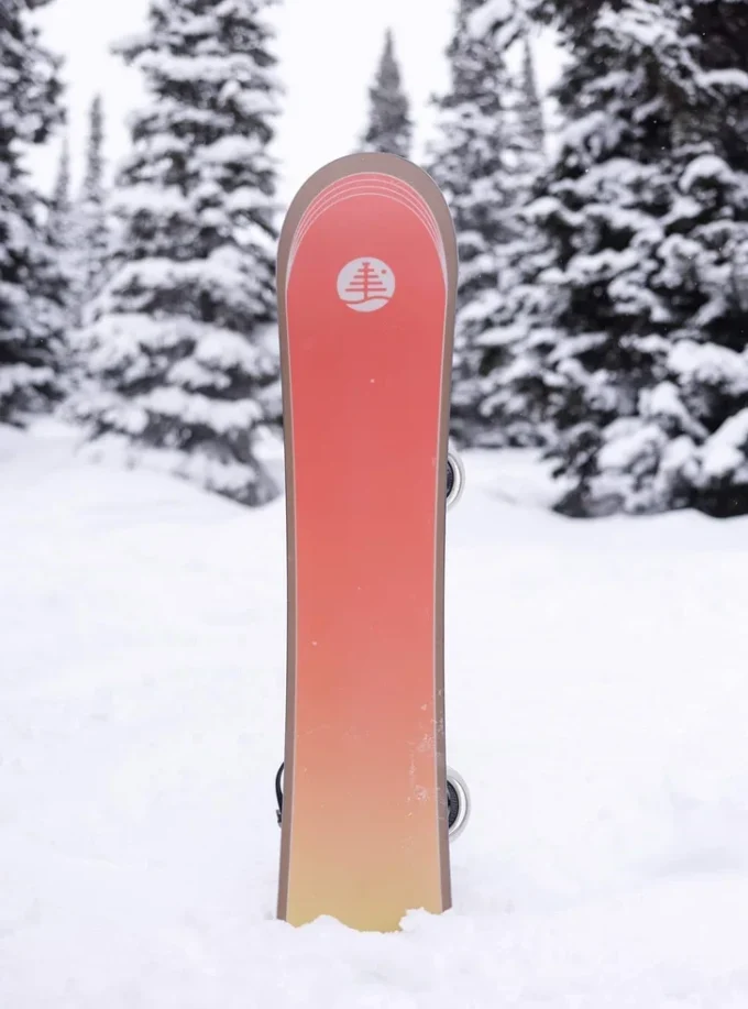 Burton Family Tree Gril Master Camber Snowboard