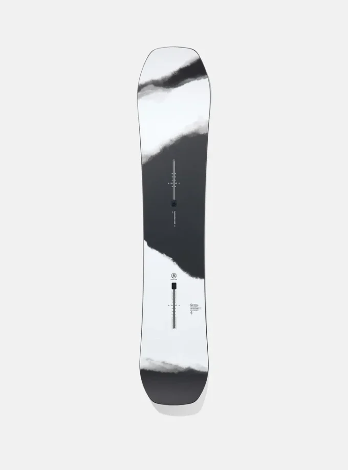 Burton Family Tree Hometown Hero Smalls Camber Snowboard für Kinder