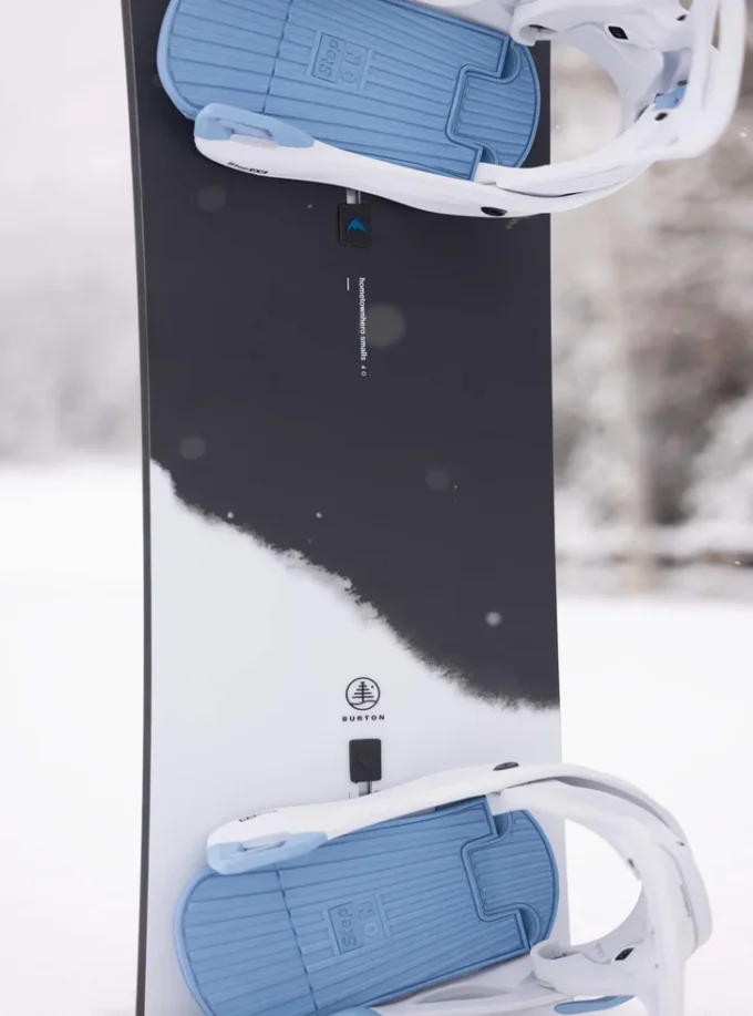 Burton Family Tree Hometown Hero Smalls Camber Snowboard für Kinder