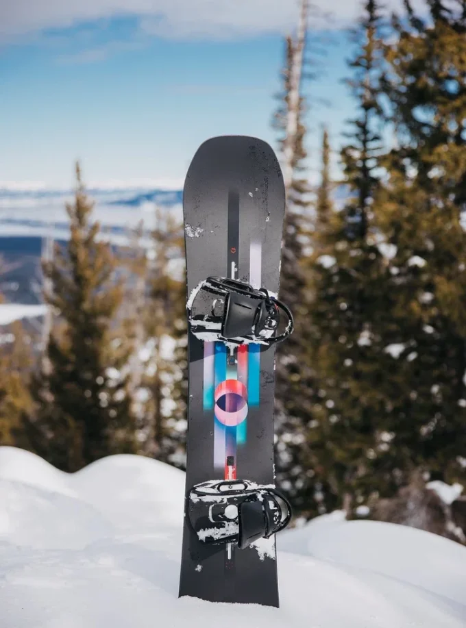 Burton Feelgood Flying V Snowboard für Damen