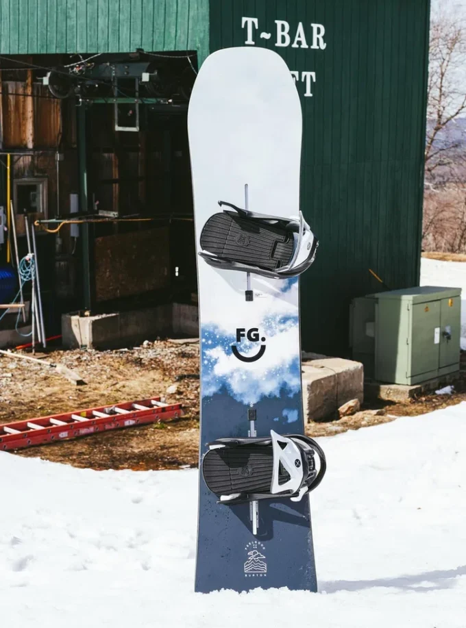 Burton Feelgood Flying V Snowboard für Damen