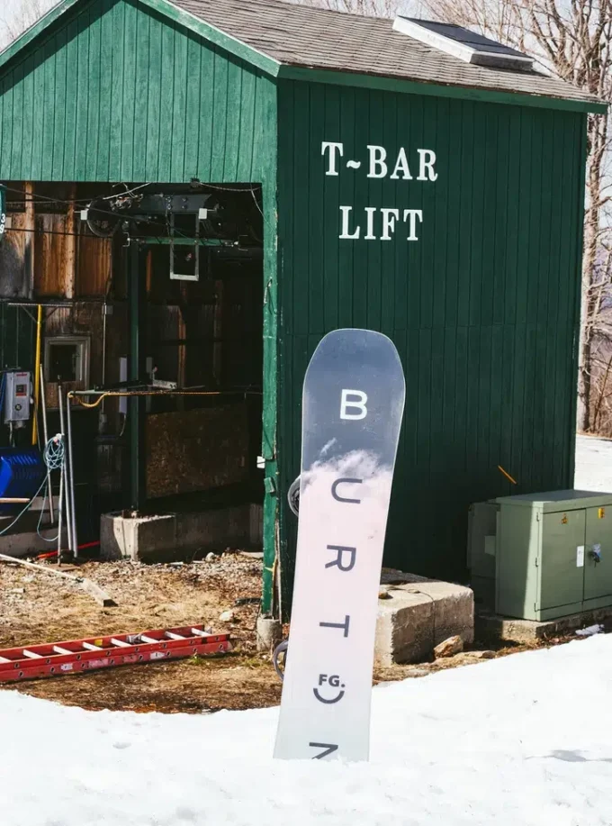 Burton Feelgood Flying V Snowboard für Damen