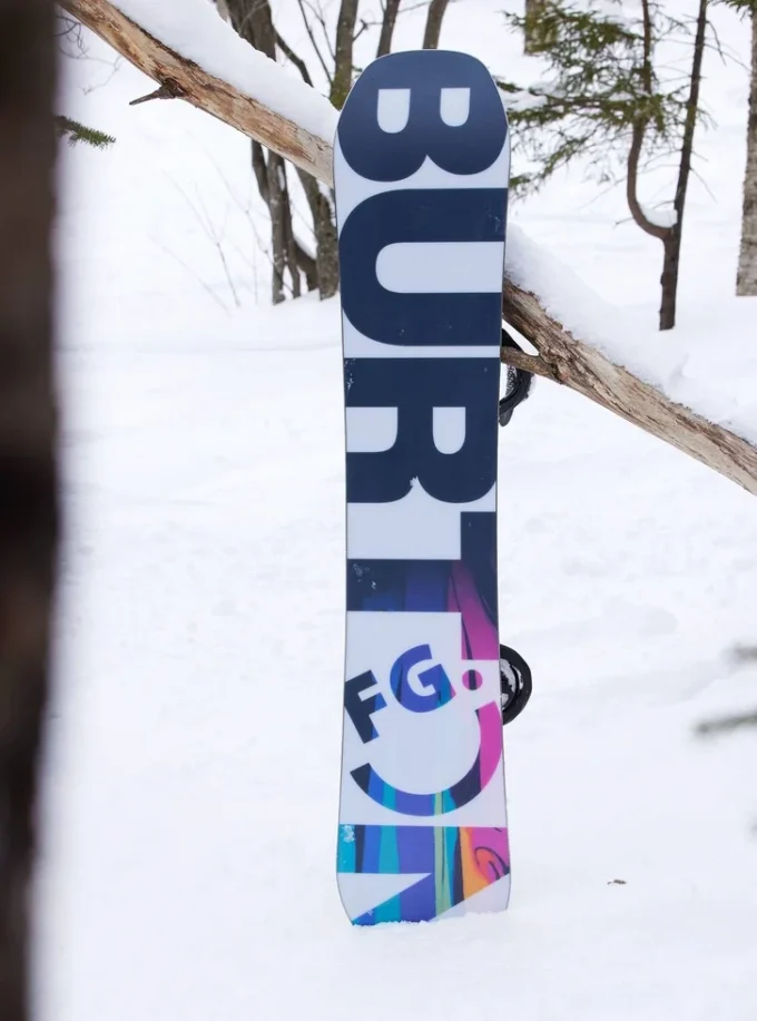 Burton Feelgood Flying V Snowboard für Damen