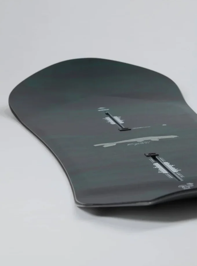 Burton Fish 3D Directional Flat Top Snowboard für Herren Burton Fish 3D Directional Flat Top Snowboard für Herren