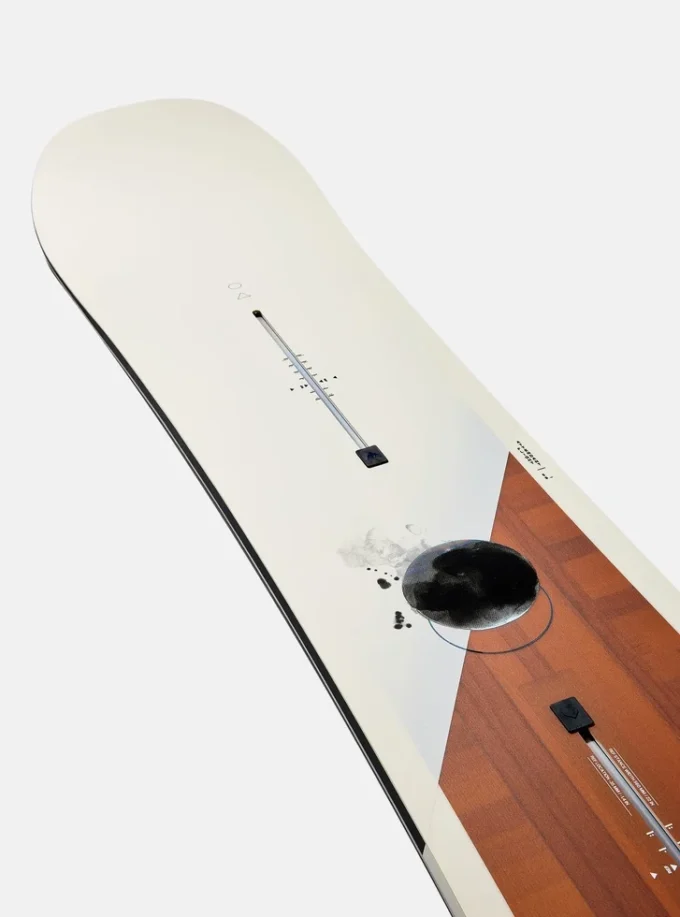 Burton Flight Attendant Camber Snowboard für Herren Burton Flight Attendant Camber Snowboard für Herren