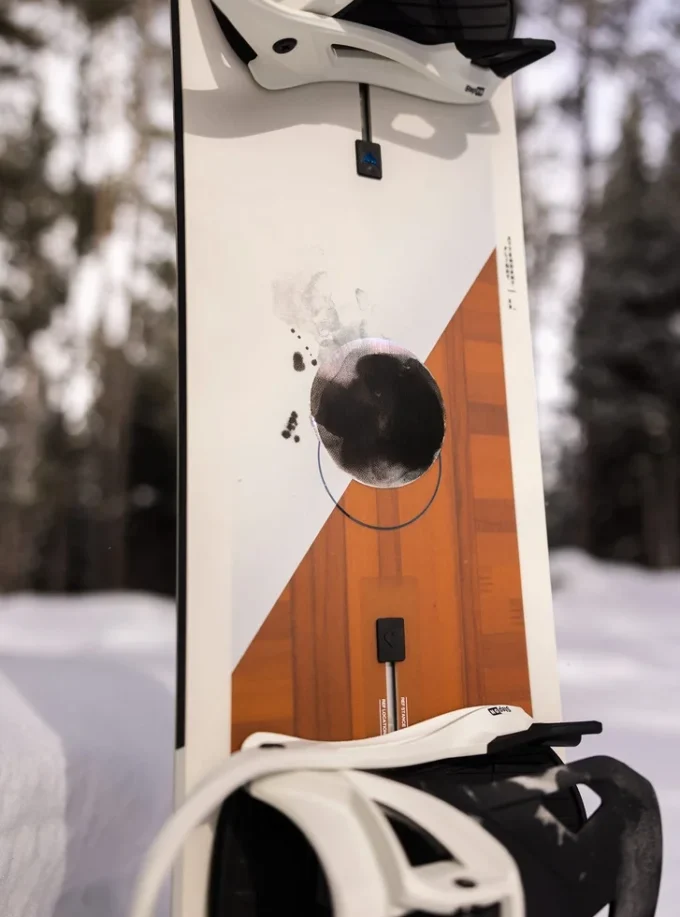 Burton Flight Attendant Camber Snowboard für Herren Burton Flight Attendant Camber Snowboard für Herren
