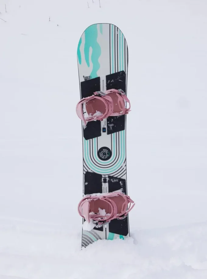 Burton Rewind Camber Snowboard für Damen