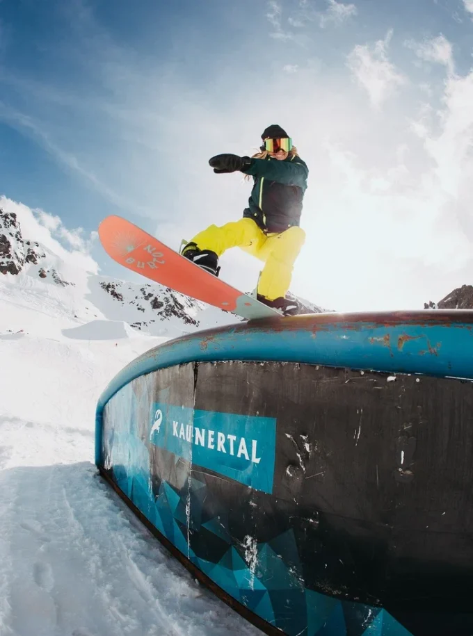 Burton Rewind Camber Snowboard für Damen